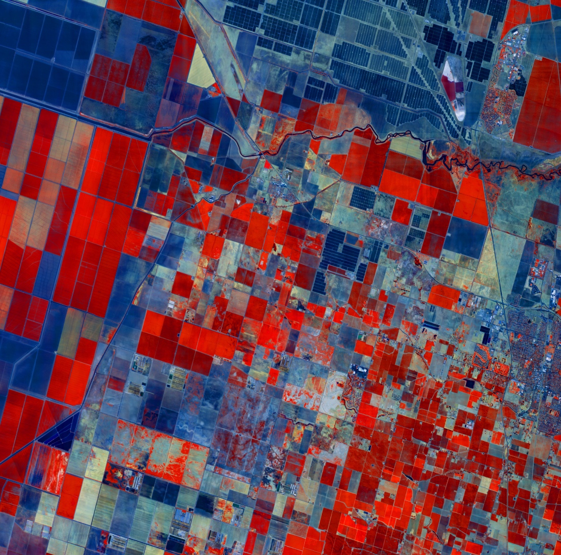 Xplore hyperspectral satellite image — geological features